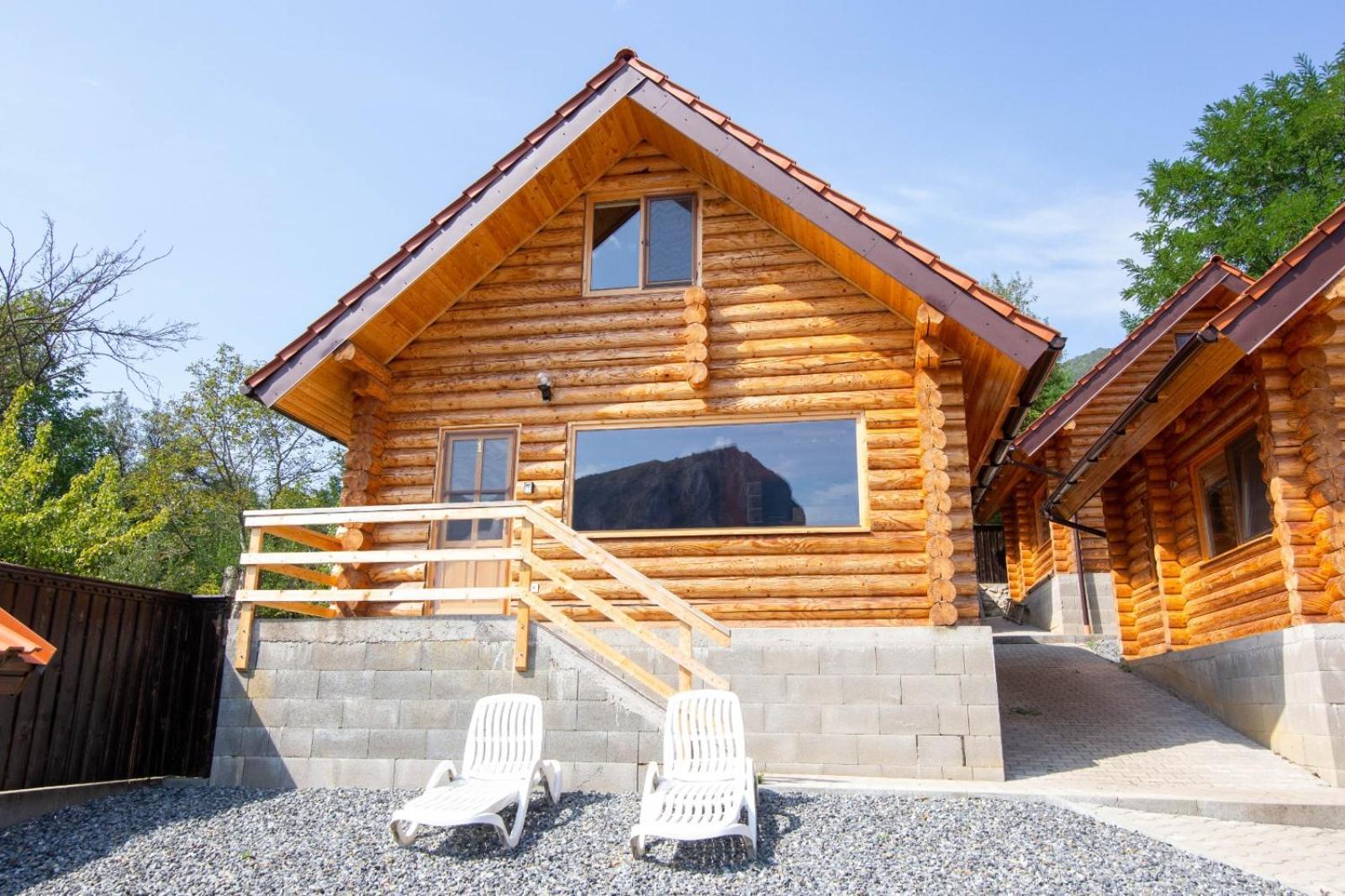 Long Rock Chalets Rimetea Exterior foto